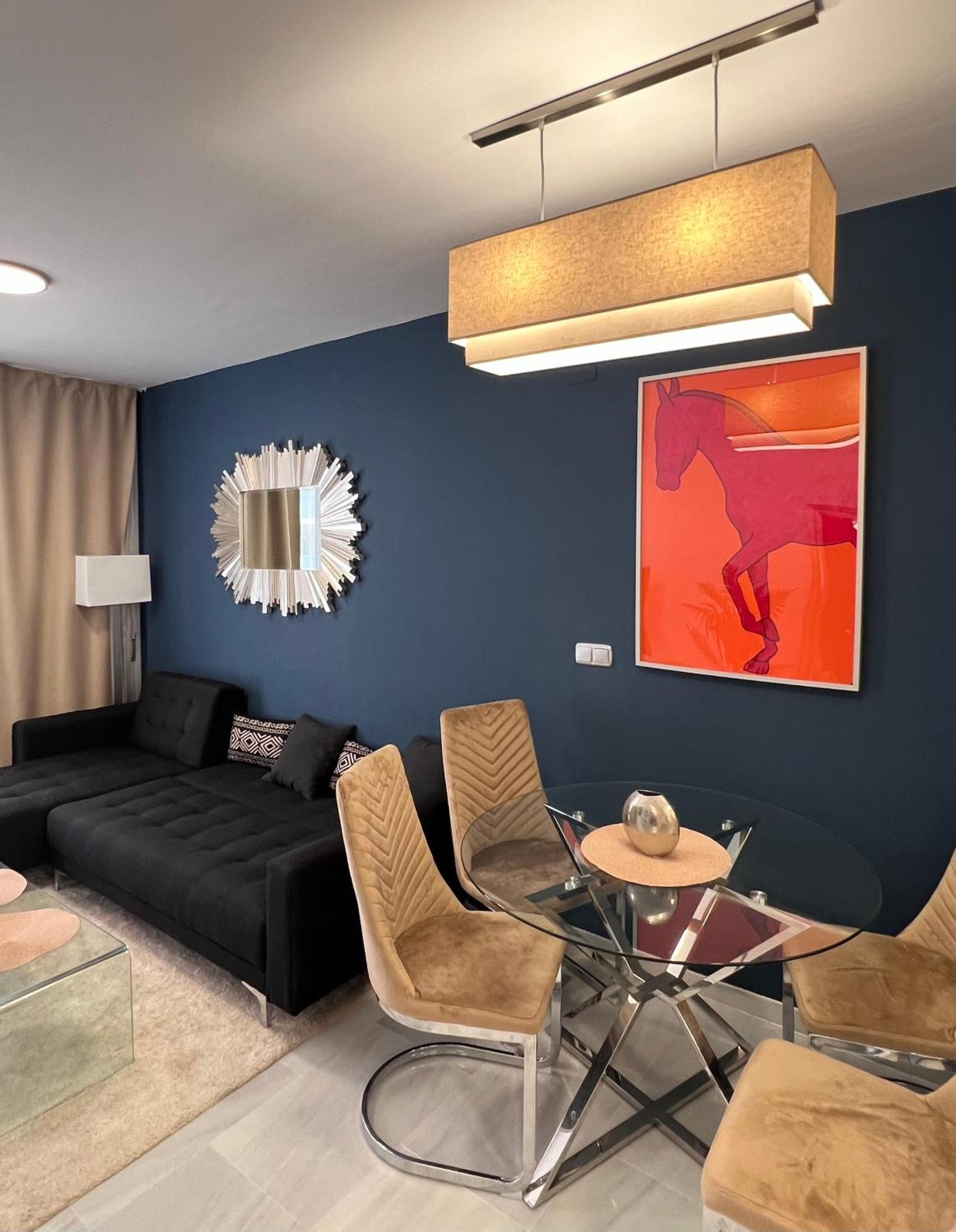 Luxurious By The Sea Apartment