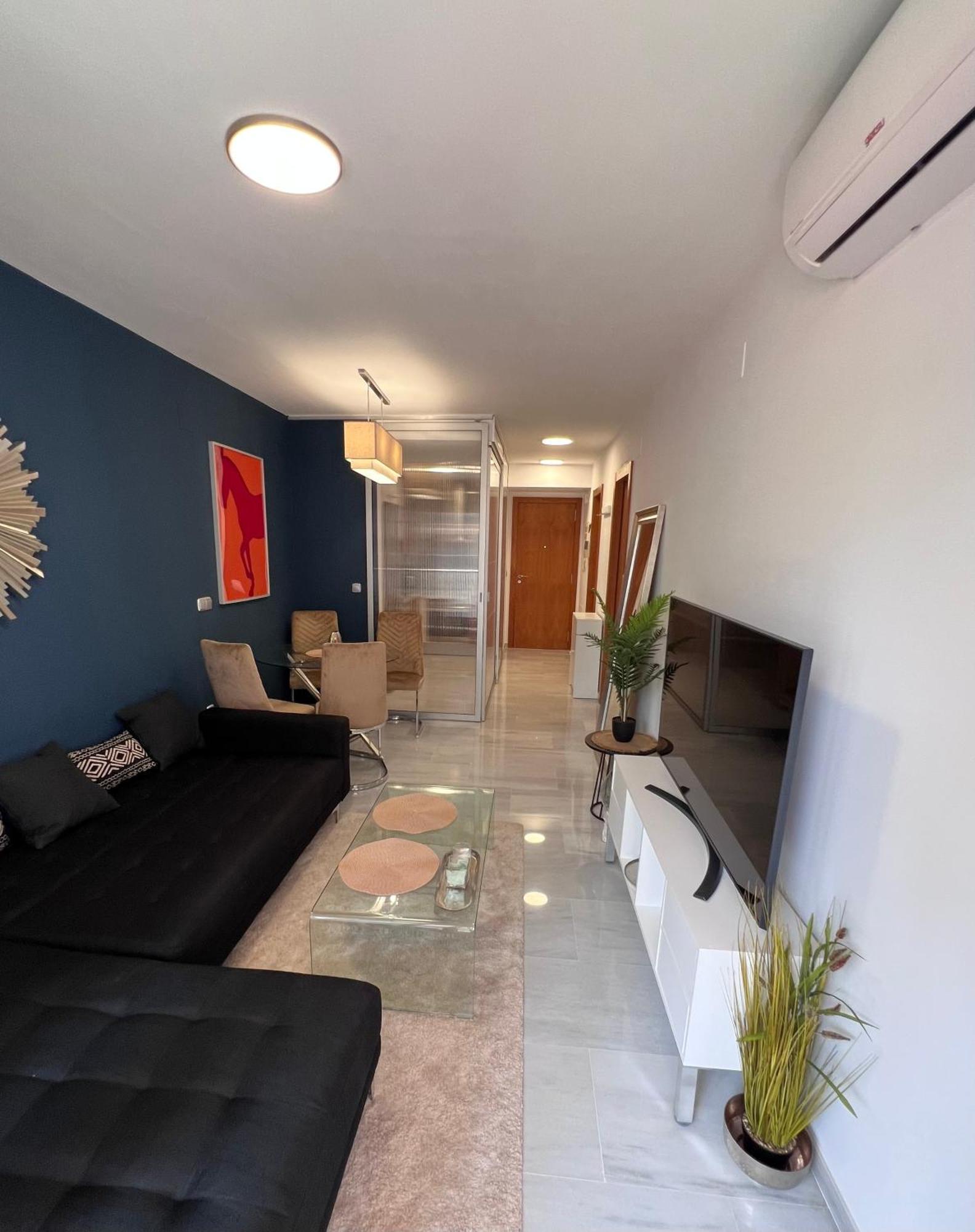 Luxurious By The Sea Apartment